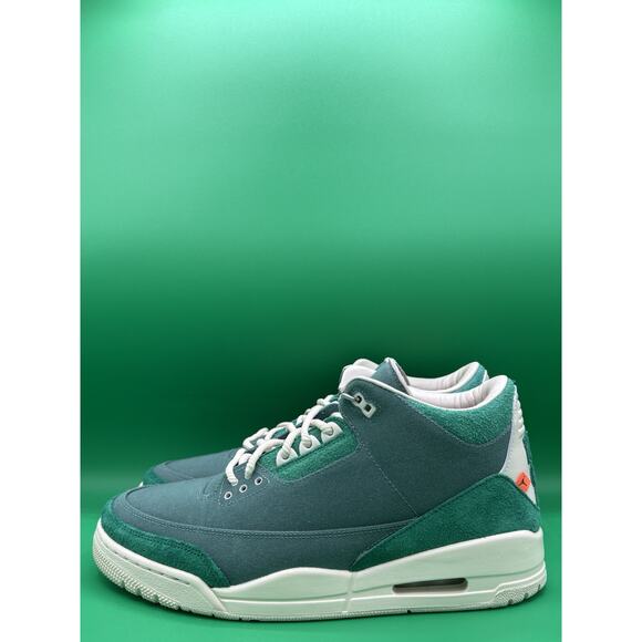 Air Jordan 3 Retro SP “Nina Chanel” Size 13W/11.5 Men OG Box (FZ7974-300) main image 5